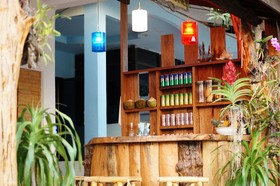 Tiki Bar-KanTiang
