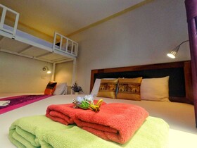 Lanta at Home