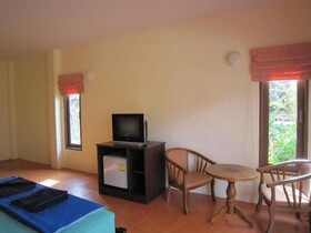 Lanta Bee Garden Resort
