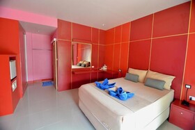 Lanta Bee Garden Resort