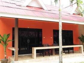 Lanta Bee Garden Resort