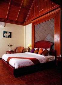 Lanta Casuarina Beach Resort