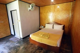 Lanta Coral Beach Resort