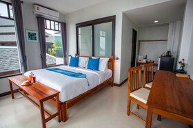 Lanta Corner Resort
