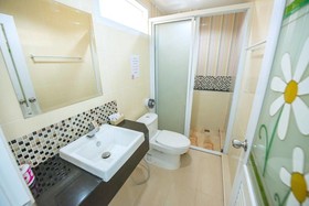 Lanta Fevrier Resort
