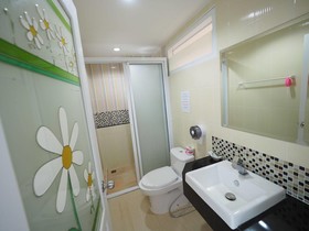 Lanta Fevrier Resort
