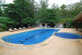 Lanta Island Resort
