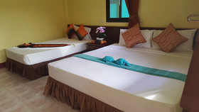 Lanta L.D. Beach Bungalows