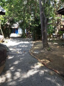 Lanta Lily Resort