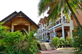 Lanta Miami Resort
