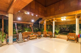 Lanta Miami Resort