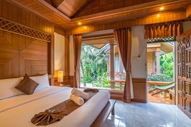 Lanta Miami Resort