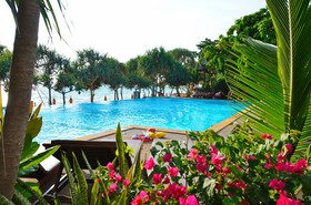 Lanta Miami Resort