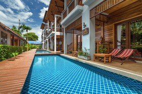 Lanta Miami Resort