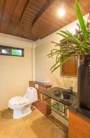 Lanta Miami Resort