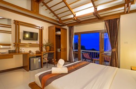 Lanta Miami Resort