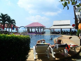 Lanta New Beach Bungalows