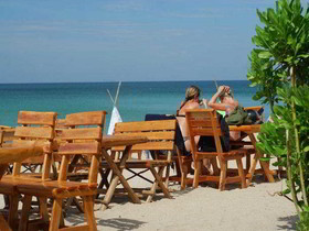 Lanta Nice Beach Resort