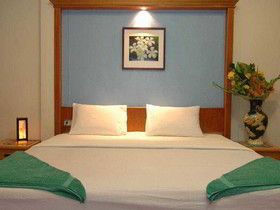 Lanta Nice Beach Resort