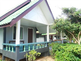 Lanta Palm Beach Resort