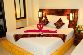Lanta Pearl Beach Resort