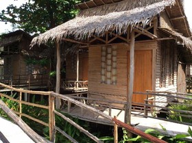 Lanta Riversand Resort