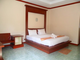 Lanta Riviera Resort