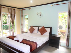 Lanta Riviera Resort