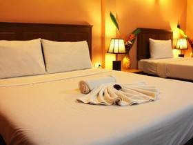 Lanta Sabai Hotel & Bungalows