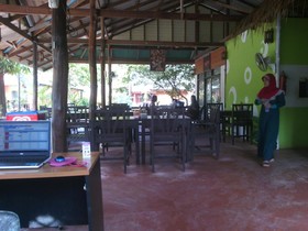Lanta Sunny House