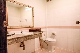 Lanta Village Resort by OYO Rooms