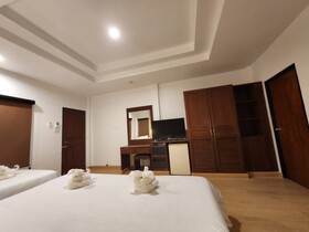 Lanta Village Resort by OYO Rooms