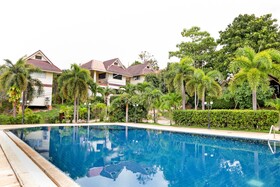 Lanta Village Resort by OYO Rooms