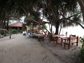 Lanta Villa Resort