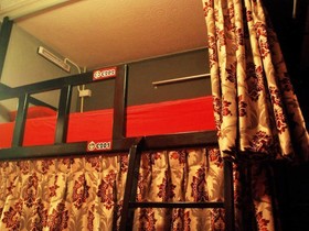 Let It Bee Econo Hostel