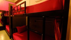 Let It Bee Econo Hostel