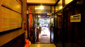 Let It Bee Econo Hostel