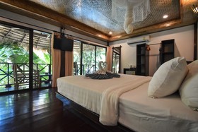 Long Beach Chalet