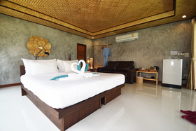 Long Beach Chalet