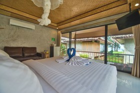Long Beach Chalet