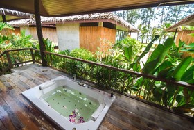 Long Beach Chalet