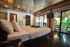 Long Beach Chalet