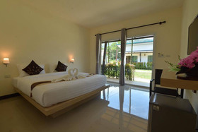 Malee Sirin Old Town Resort