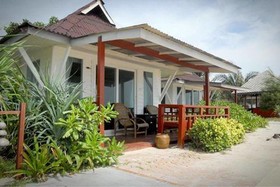 Nakara Long Beach Resort