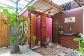 Pinky Bungalow