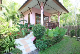 Pinky Bungalow