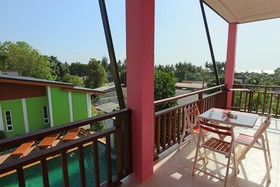 Pinky Bungalow