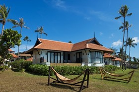Rawi Warin Resort & Spa