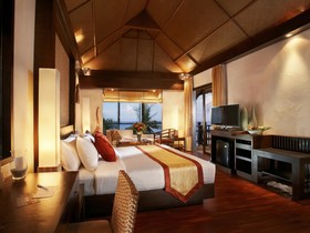 Rawi Warin Resort & Spa