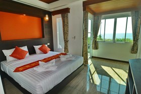The sea @ Lanta Hotel